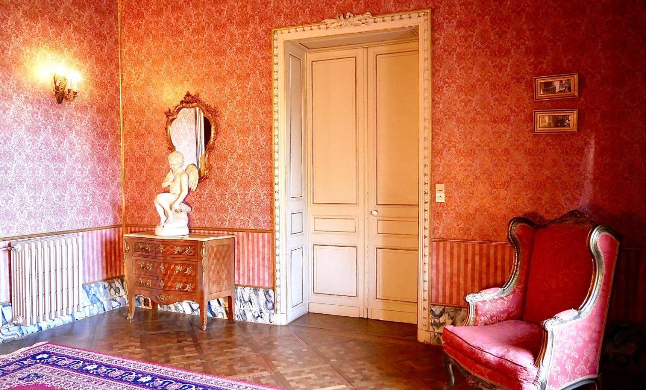 Chateau De Walmath Saint-Laurent-les-Églises Екстериор снимка